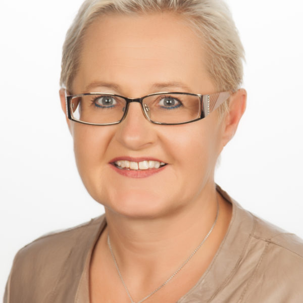 Portrait von Heidi Glück