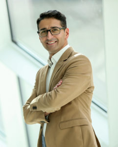 Portrait von Efgani Dönmez